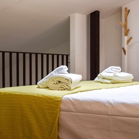 Loft Besalu Alojamiento Centrico Y Acogedor Exteriör bild